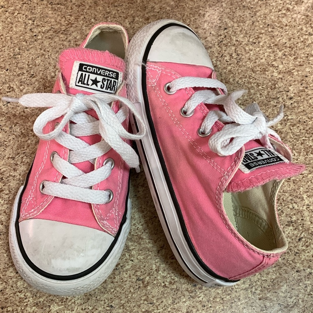 Converse All*Star Sneakers Shoes For Toddler Girl Size  9 🩷👧🏼